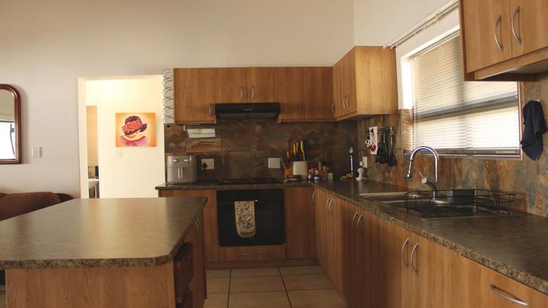 3 Bedroom Property for Sale in Sandy Point Western Cape